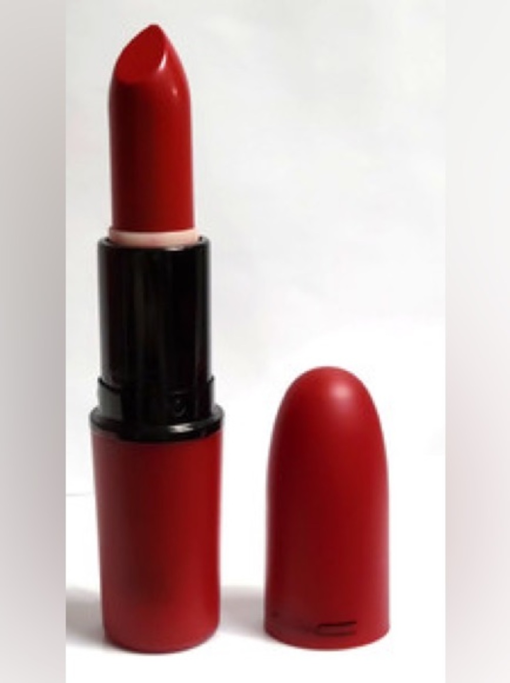 💫MAC💫 Russian Red Matte Lipstick - Picture 2 of 3